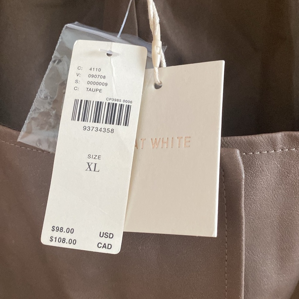 Anthropologie Flat White Taupe Faux Leather Vest-New! - Picture 5 of 5